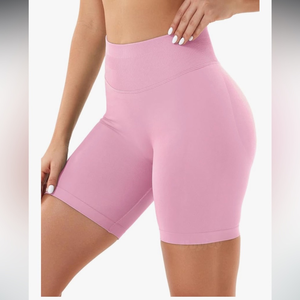 ‼️SOLD‼️Pink High-Waisted Bike Shorts with Seamless Design